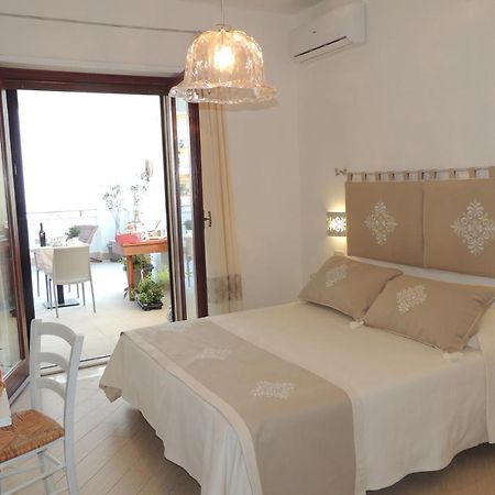 La Terrazza Bed & Breakfast Oristano Eksteriør bilde
