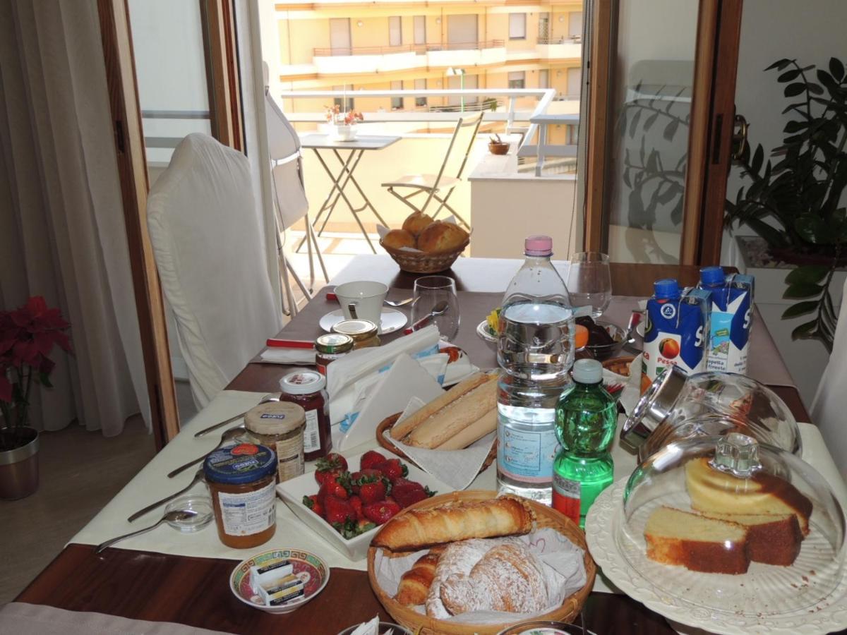 La Terrazza Bed & Breakfast Oristano Eksteriør bilde
