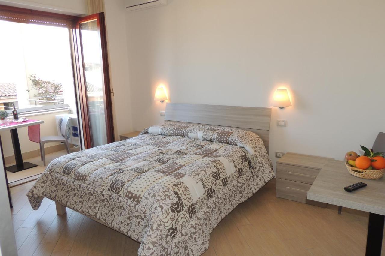 La Terrazza Bed & Breakfast Oristano Eksteriør bilde