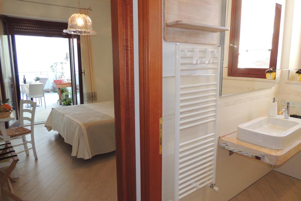 La Terrazza Bed & Breakfast Oristano Eksteriør bilde